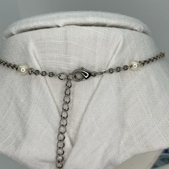 1928 Jewelry Medallion Pendant Necklace Pearls Silver Tone Victorian Revival - Picture 9 of 13